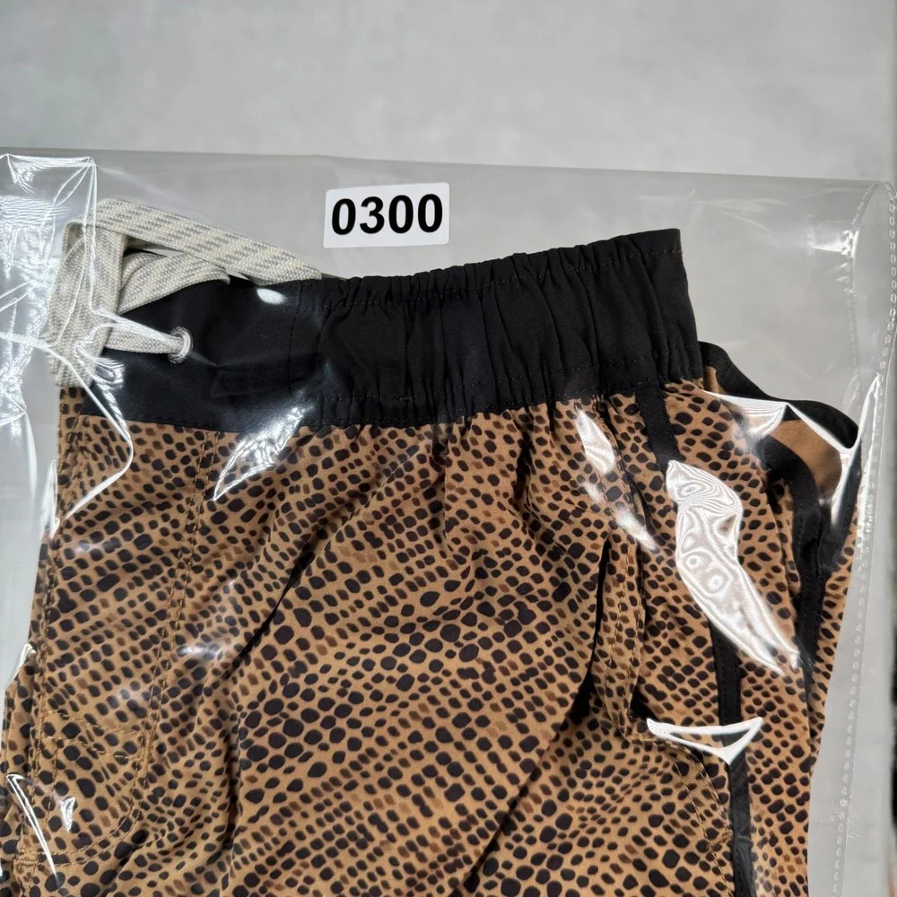 Vuori Banks‎ Shorts Men's S Animal Print 7